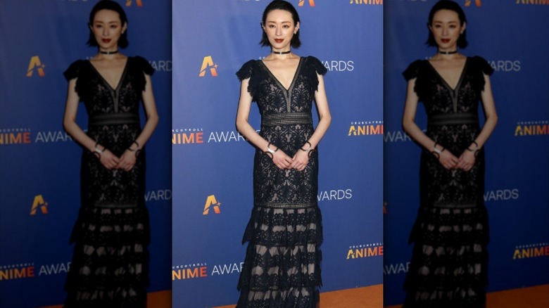 Chiaki Kuriyama posa en una alfombra roja en 2024