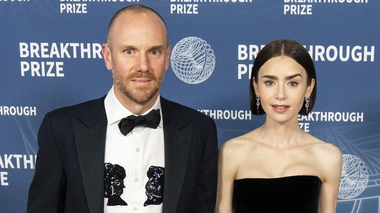 Lily Collins y Charlie McDowell en 2025