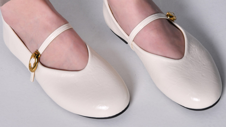 Bailarinas blancas estilo ballet