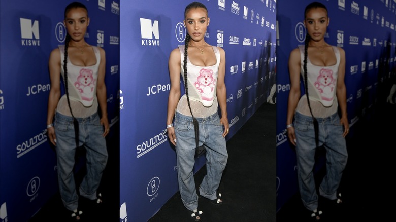 Melody Thornton en una fiesta del Super Bowl 2022
