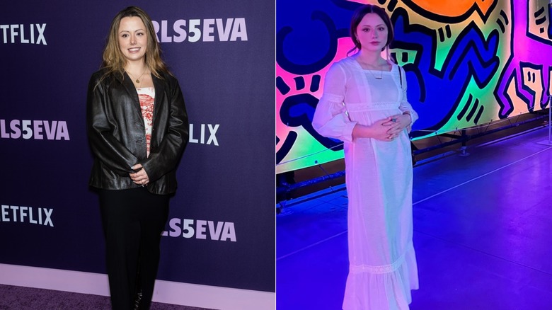 Lily Mo Sheen con chaqueta de cuero y vestido blanco