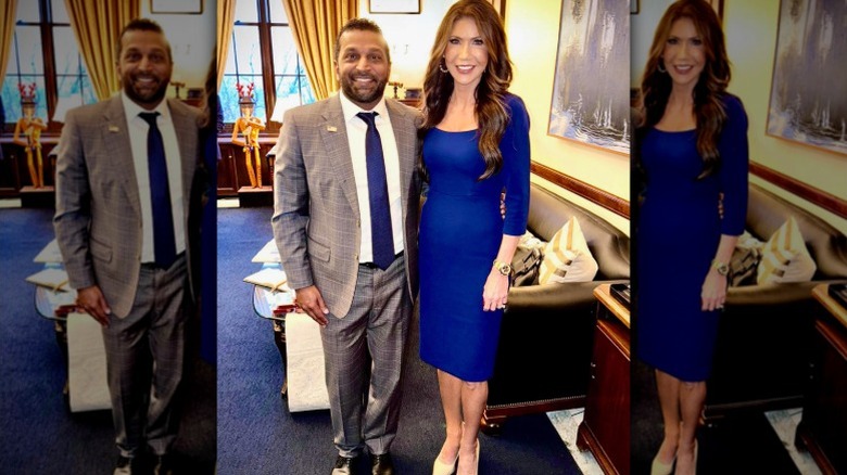 Kash Patel y Kristi Noem posan para una foto