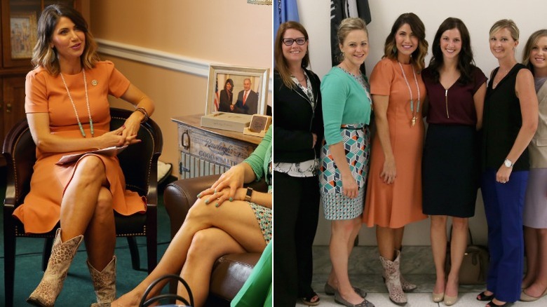 Kristi Noem se reúne con un grupo en el Capitolio