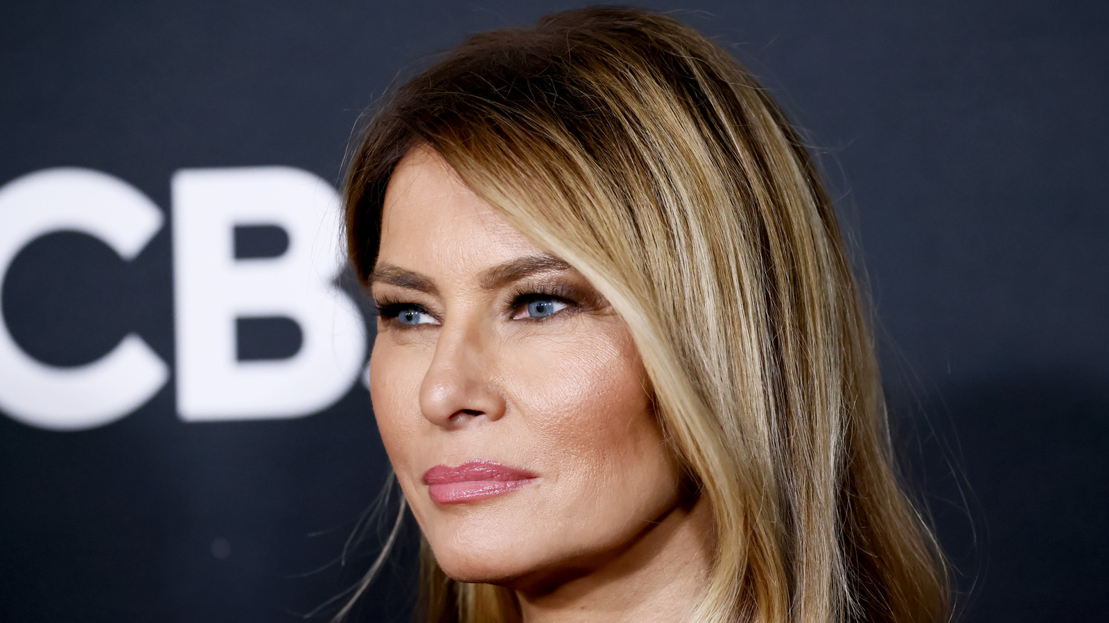 La transformación del rostro de Melania Trump desde que conoció a Donald