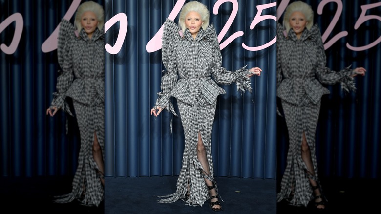 Lisa Rinna en los Fashion Awards de 2025