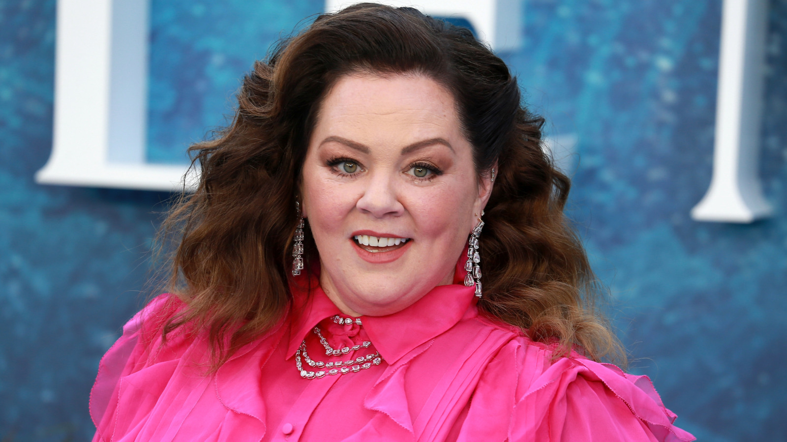 Las fotos de antes y después de Melissa McCarthy muestran cómo la pérdida de peso transformó su rostro