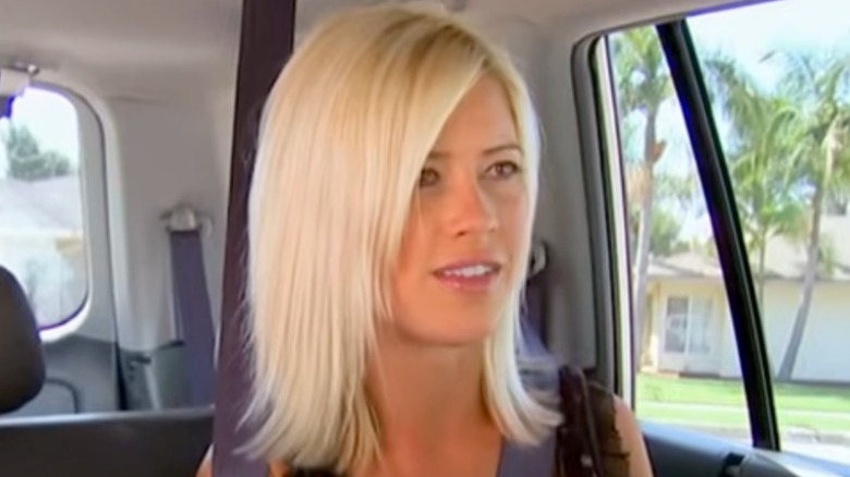 Christina Haack en un coche en el primer episodio de Flip or Flop