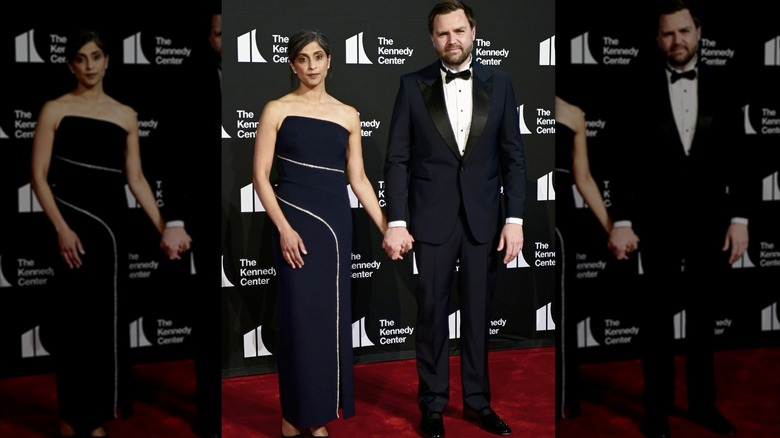 Usha y JD Vance vestidos de negro