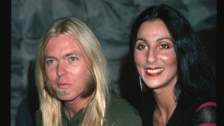Un primer plano de Cher y Gregg Allman