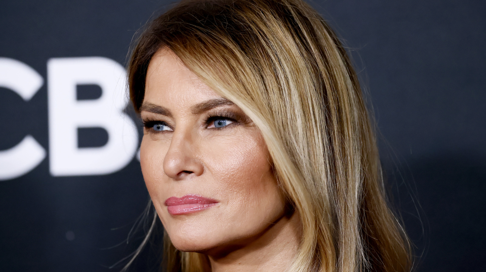 El armario de Melania Trump está lleno de un accesorio obsoleto que la envejece