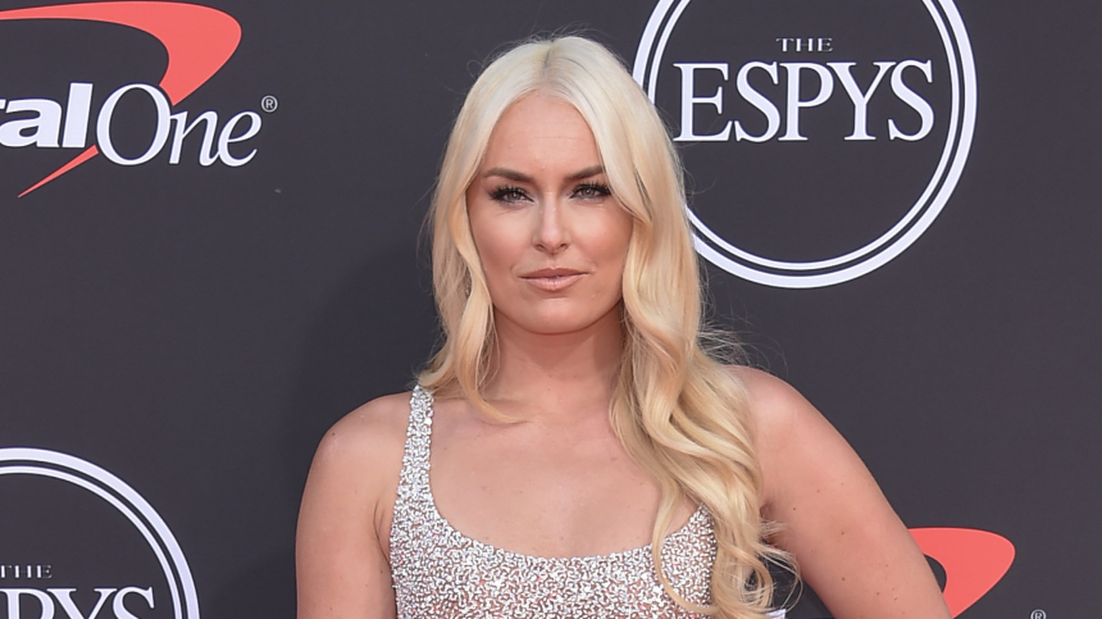 Fotos de la atleta olímpica Lindsey Vonn que muestran sus piernas asesinas