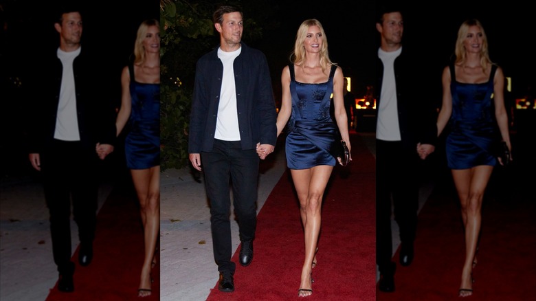 Se ve a Jared Kushner e Ivanka Trump saliendo de Carbone Beach el 2 de mayo de 2024 en Miami Beach, Florida (2024)