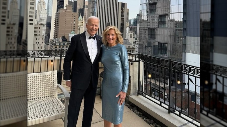 Jill Biden y Joe Biden sonriendo