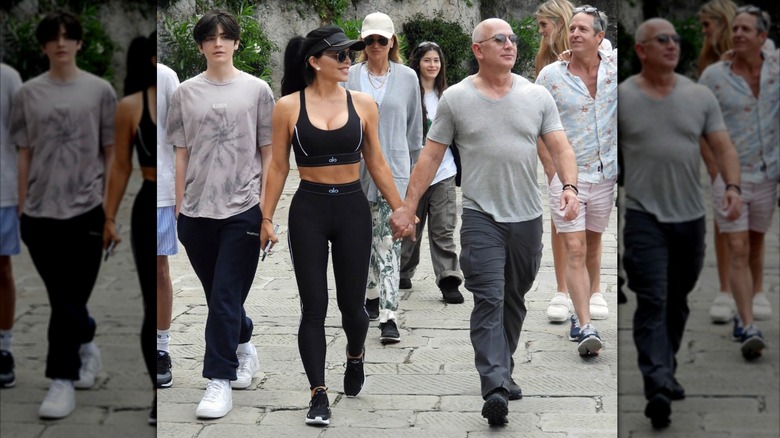 Jeff Bezos y Lauren Sánchez salen a caminar el 13 de junio de 2023 en Portofino, Italia (2023)