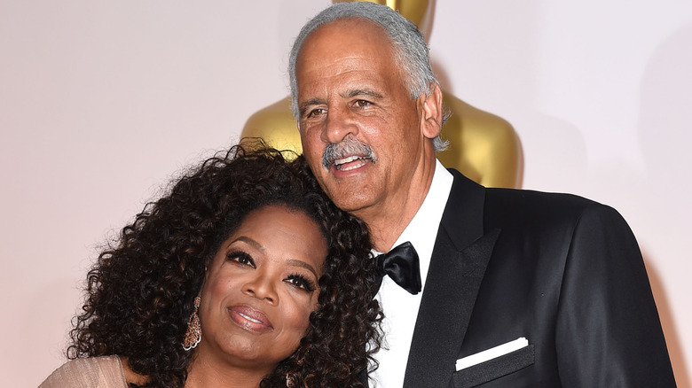 Stedman Graham y Oprah Winfrey posando