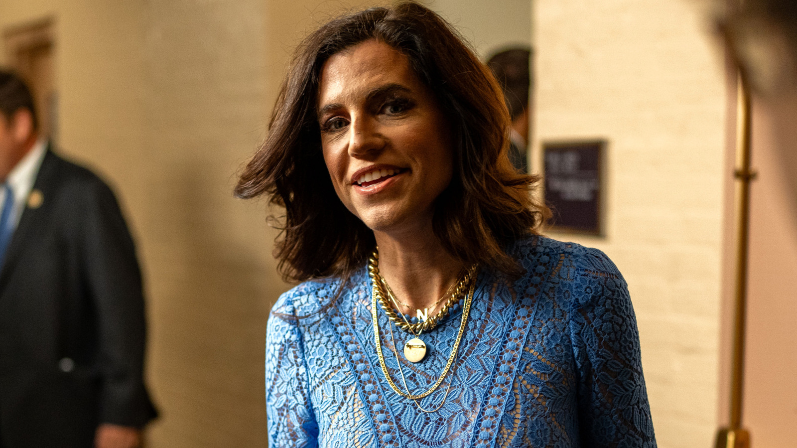 El atuendo inapropiado de Nancy Mace en el Capitolio en 2024 siempre la perseguirá