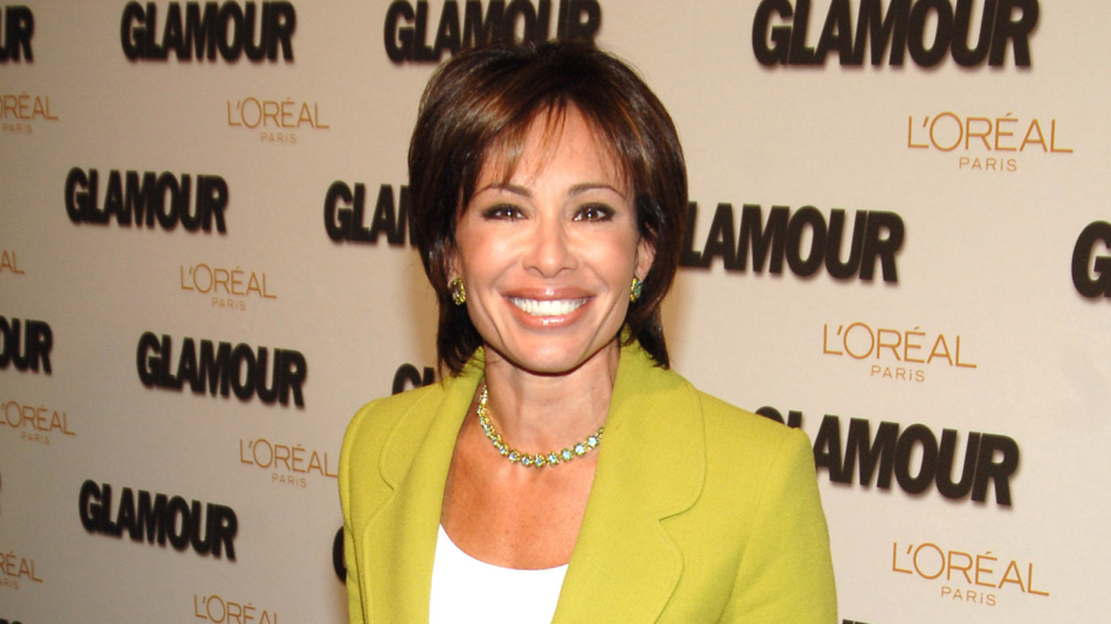 Los atuendos más cuestionables de la jueza Jeanine Pirro hasta el momento
