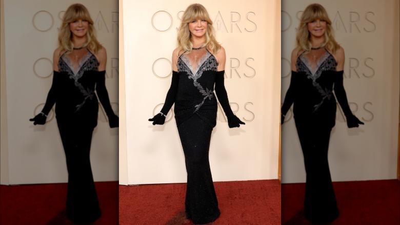 Goldie Hawn posa en la alfombra roja de los Oscar 2026