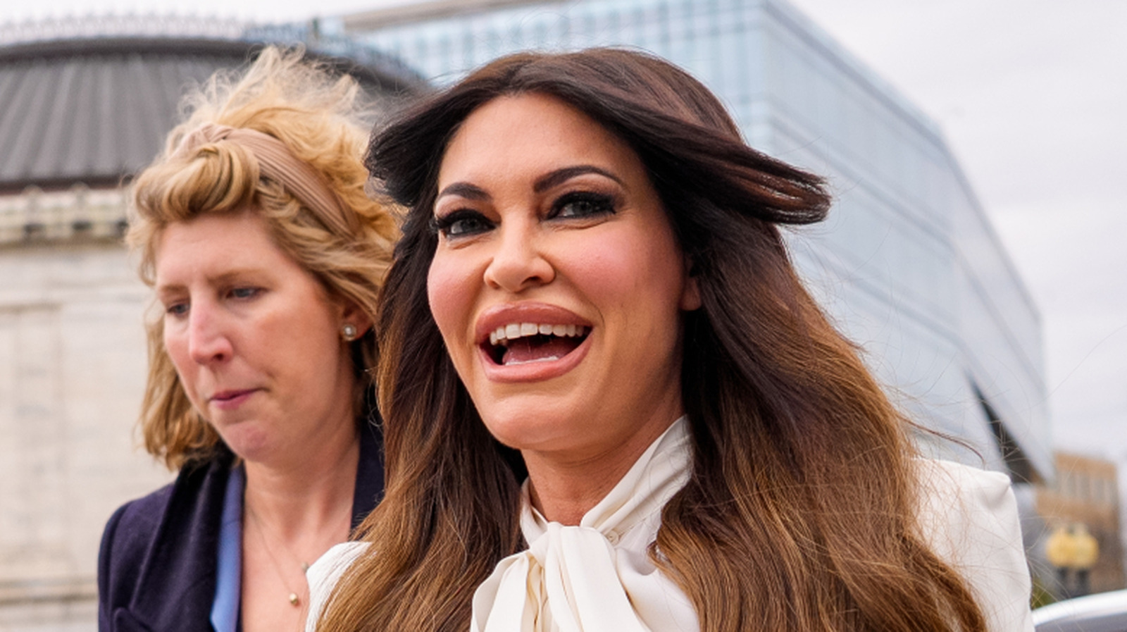 3 atuendos inapropiados que Kimberly Guilfoyle ha usado como embajadora en Grecia