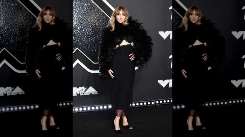 Suki Waterhouse llega a los MTV VMA 2024