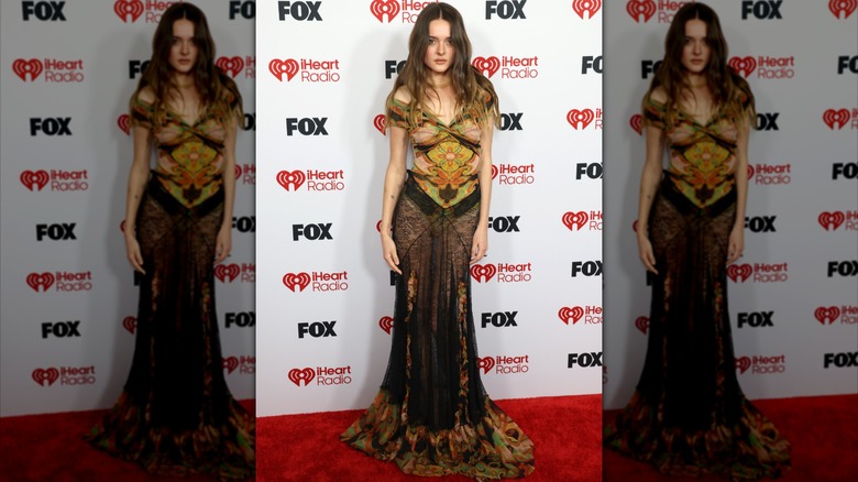 Charlotte Lawrence en los iHeartRadio Music Awards 2026
