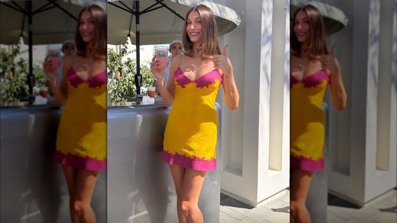 Hailey Bieber en Coachella en 2026