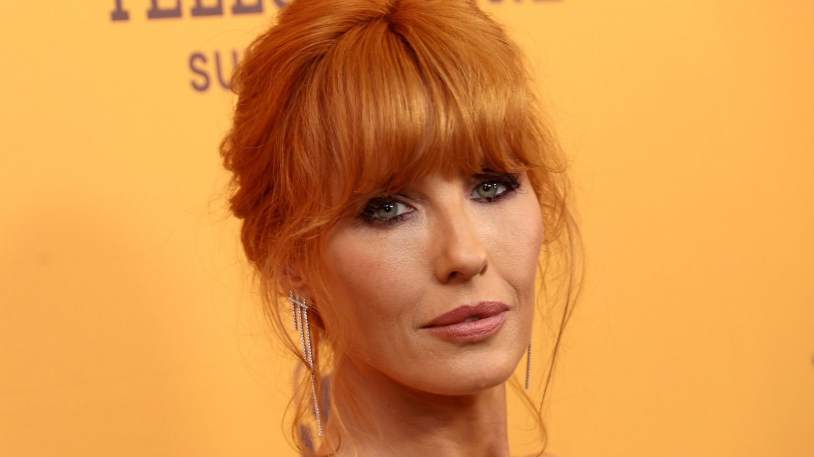 Kelly Reilly es absolutamente impresionante sin maquillaje
