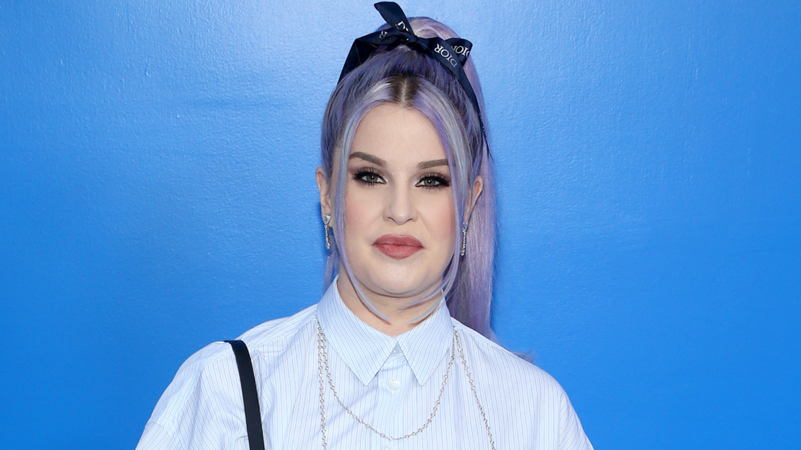 Fotos de lado a lado de Kelly Osbourne resaltan su rumoreada cirugía plástica