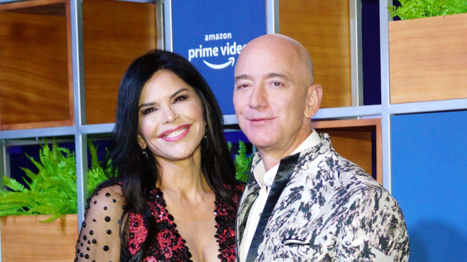 El vestido exagerado de Lauren Sánchez Bezos en un evento Prime Video de 2020 se sintió fuera de lugar