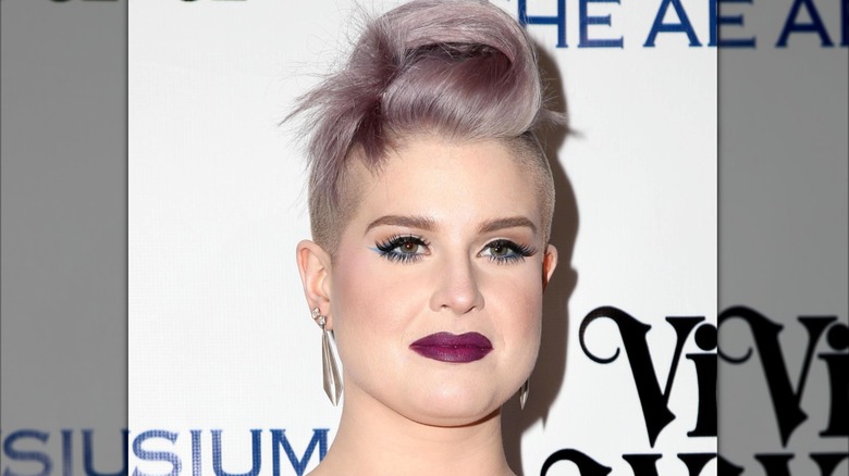 Kelly Osbourne asiste a la novena gala anual Art of Elysium Heaven en enero de 2016 en Culver City, California.