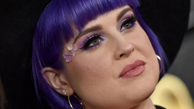 Kelly Osbourne en la 62.a entrega anual de los premios GRAMMY en 2020 en Los Ángeles