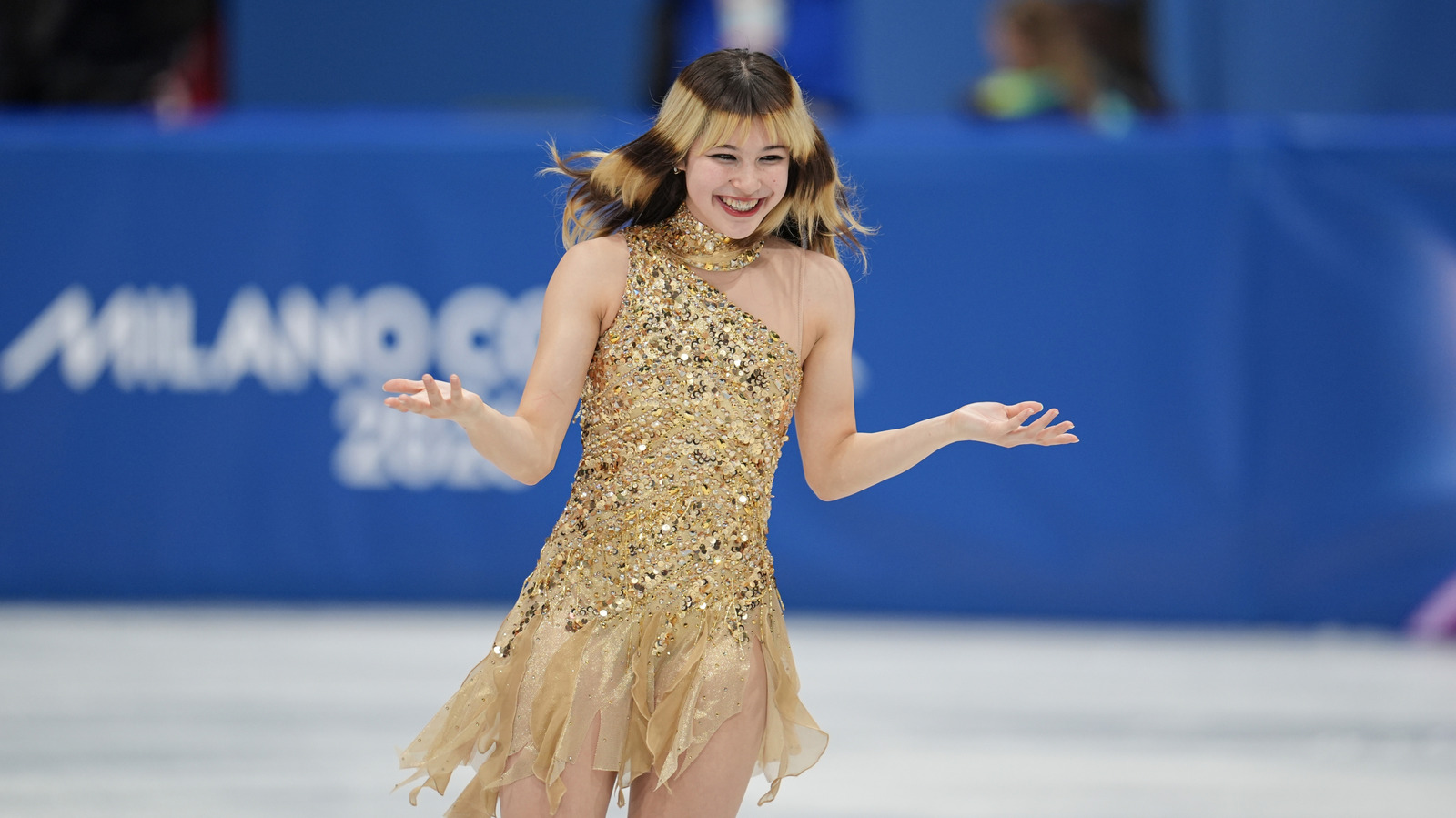 Los patinadores sobre hielo olímpicos deben cumplir algunas reglas estrictas de la moda