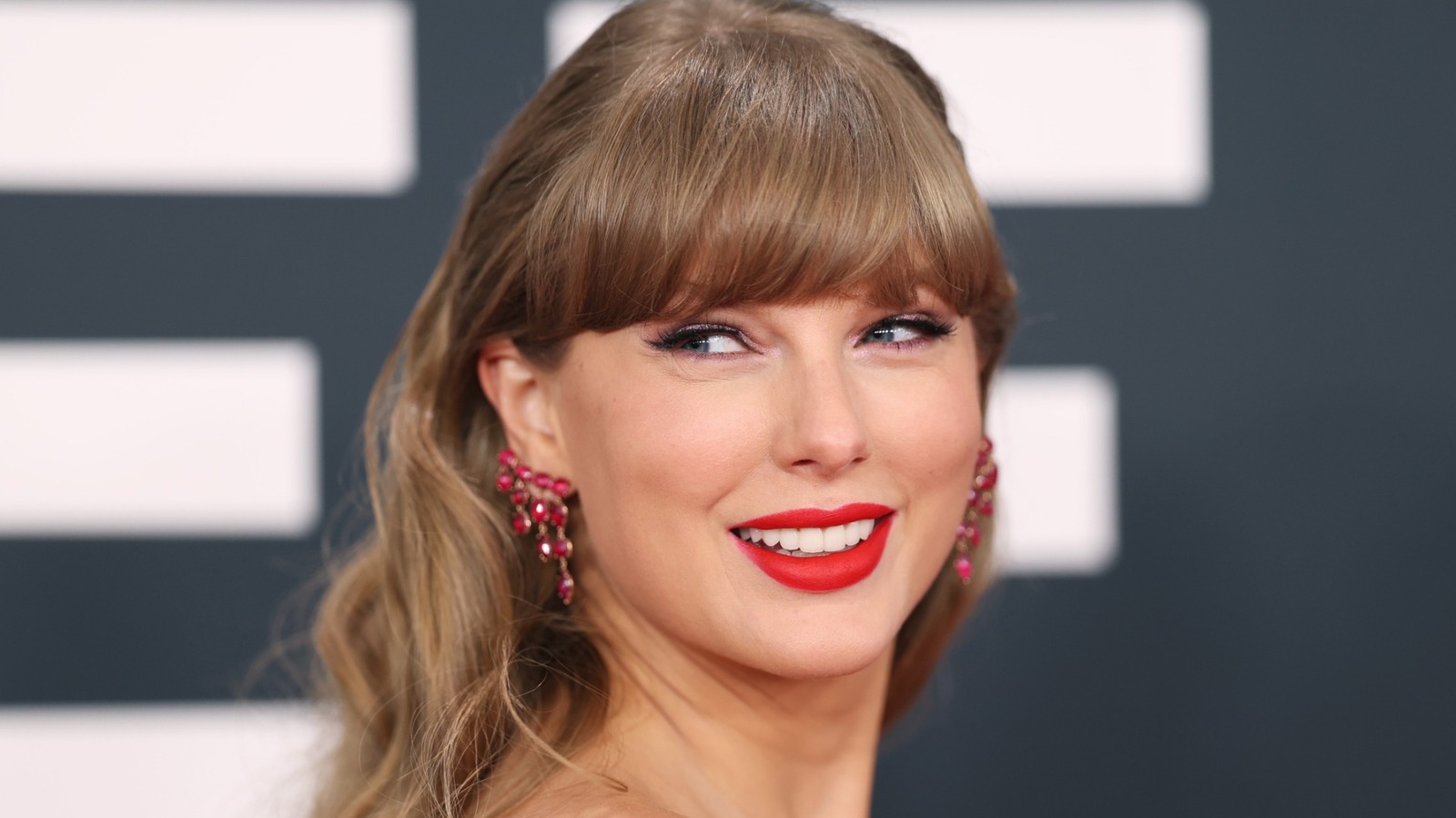 La impresionante evolución de la belleza de Taylor Swift a lo largo de los años