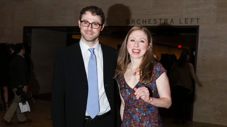 Chelsea Clinton y Marc Mezvinsky en 2017