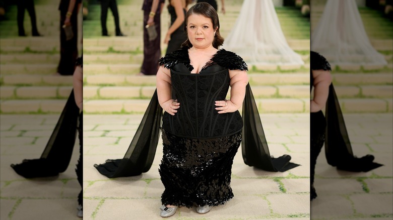 Sinéad Burke en la Met Gala 2026