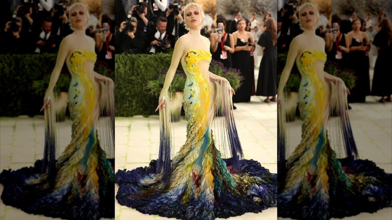 Emma Chamberlain en la Met Gala 2026