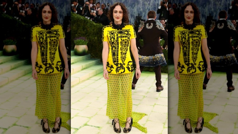 Nicole Phelps llega a la Met Gala