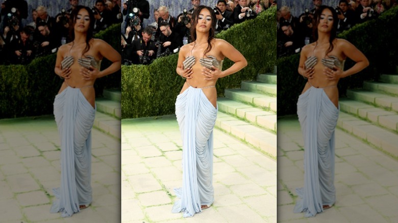 Lena Mahfouf posa en la Met Gala