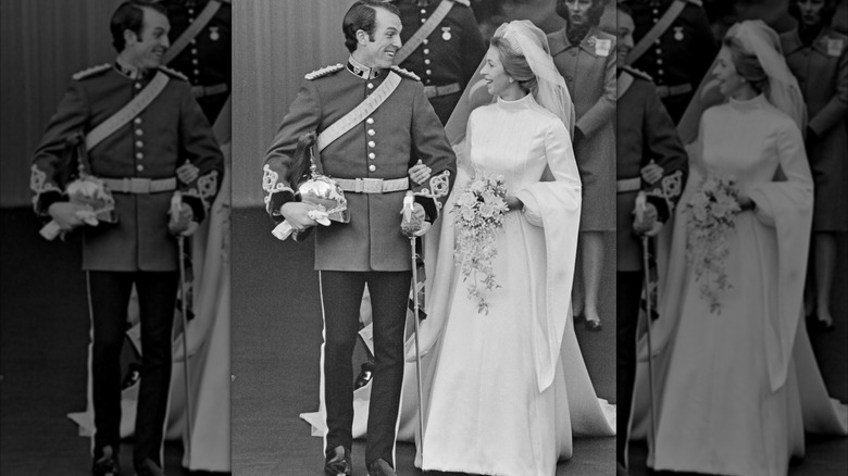 La princesa Ana y Mark Phillips juntos después de su boda en la Abadía de Westminster.