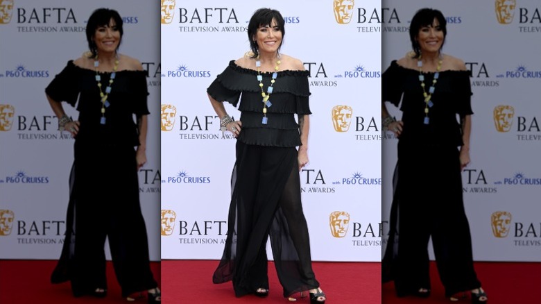 Jessie Wallace posa en la alfombra roja de los premios BAFTA TV