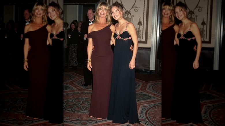 Goldie Hawn y su hija Kate Hudson lucen vestidos complementarios en Nueva York
