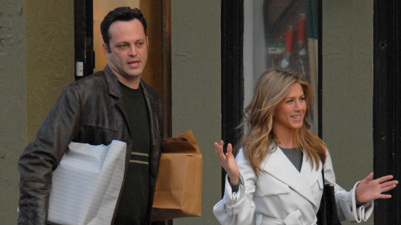 Vince Vaughn y Jennifer Aniston en el set de The Break-Up