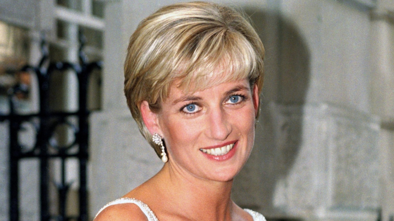 La historia detrás del corte de pelo espontáneo de la princesa Diana que definió su look de los 90