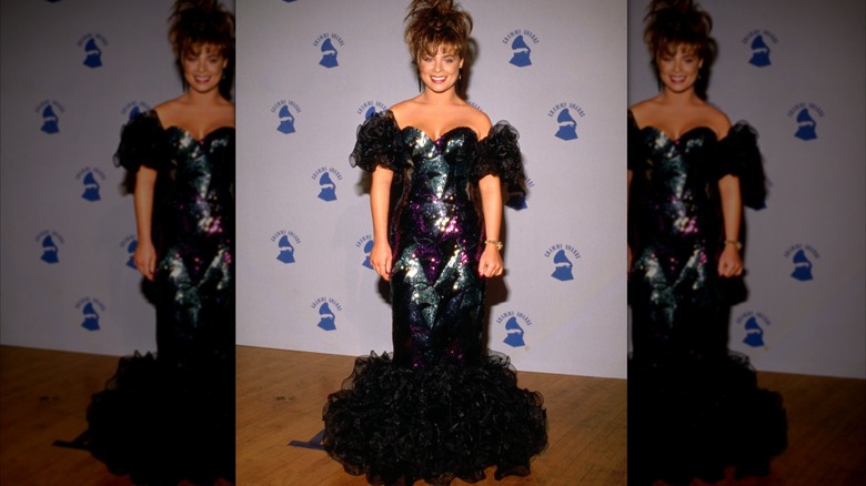 Paula Abdul en la 31ª edición anual de los premios Grammy en Beverly Hills en febrero de 1989