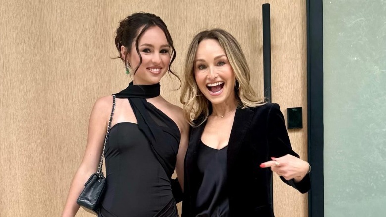 Giada DeLaurentiis y su hija posan juntas para una foto