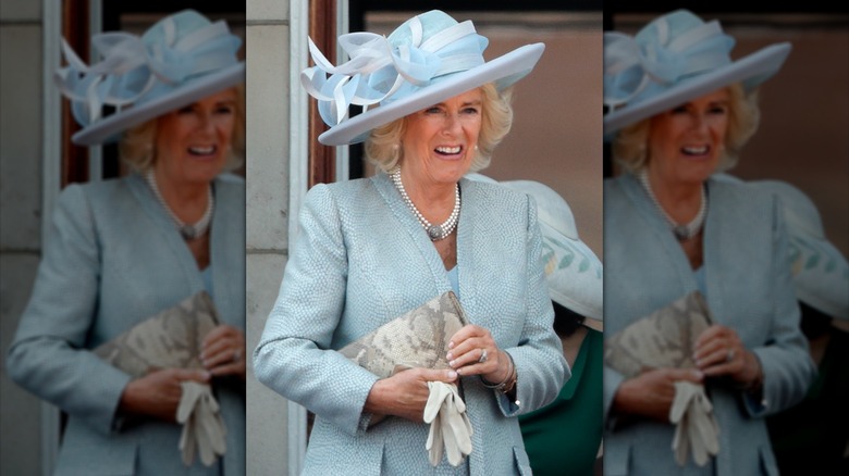 La reina Camilla en la ceremonia Trooping the Colour en 2018