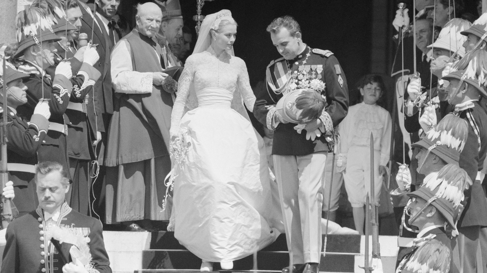 El vestido de novia de encaje de Grace Kelly sigue inspirando a las novias hasta el día de hoy