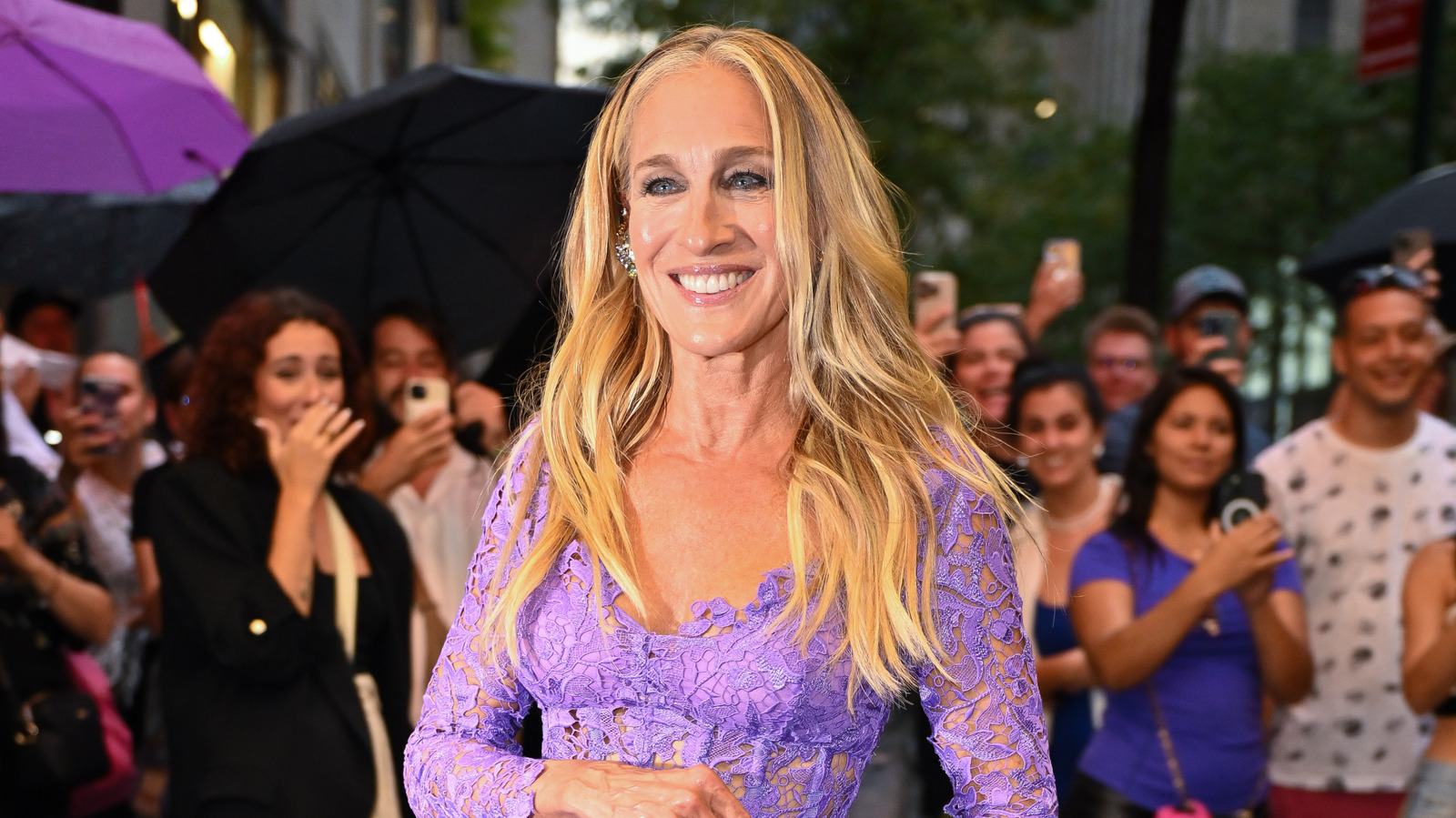 Los mejores momentos de estilo de Sarah Jessica Parker cuando tenía 50 años