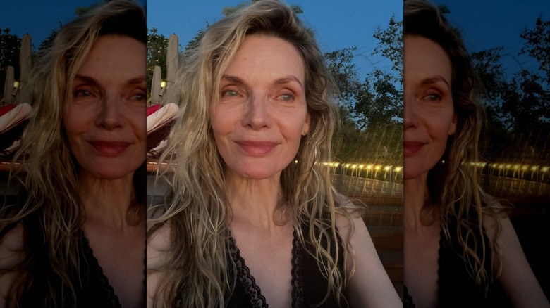 La actriz Michelle Pfeiffer sin maquillaje durante sus vacaciones