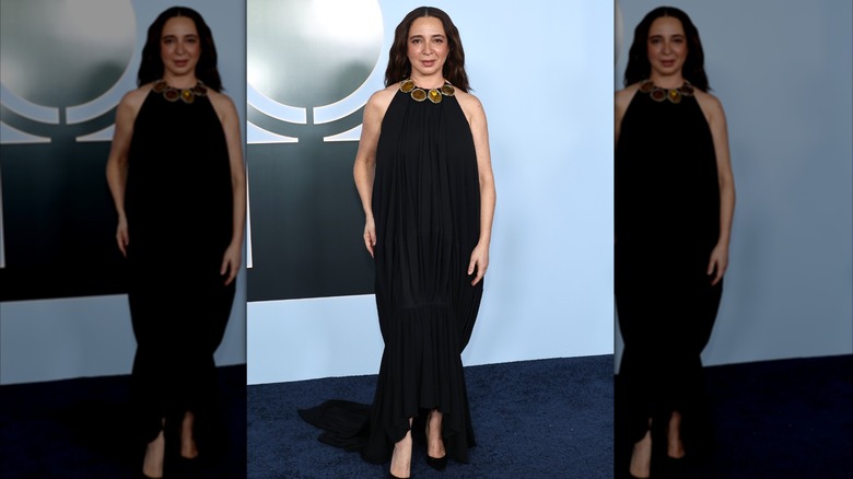 Maya Rudolph luciendo un vestido terriblemente estructurado en los Premios Tony 2026